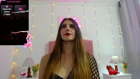 Snapshot of samanthamillher1 chatting on January 3, 2025, 12:33 am Samy online show from January 3, 2025, 12:33 am