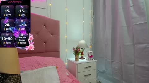 Snapshot of samanthamillher1 chatting on January 17, 2025, 10:22 am Samy online show from January 17, 2025, 10:22 am