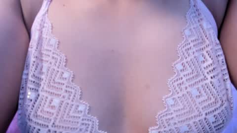 Snapshot of samanthamoonsx chatting on July 10, 2026, 11:40 pm Samantha online show from July 10, 2026, 11:40 pm