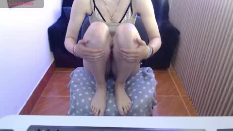 Snapshot of samantta_ink chatting on February 25, 2026, 1:54 pm Samantta online show from February 25, 2026, 1:54 pm