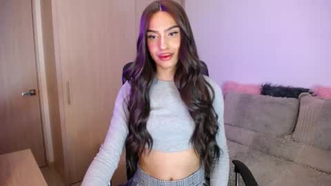 Samara Silex online show from October 16, 2025, 3:07 am