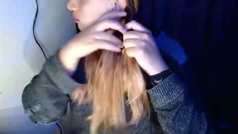 Snapshot of samatha_squirts chatting on September 25, 2025, 10:30 am samatha_squirts online show from September 25, 2025, 10:30 am