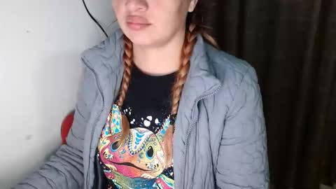 Snapshot of samatha_squirts chatting on September 29, 2025, 4:28 am samatha_squirts online show from September 29, 2025, 4:28 am