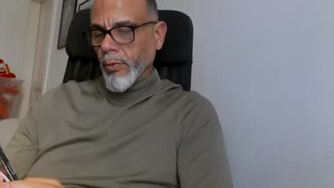 Snapshot of samcool67 chatting on March 19, 2026, 4:22 pm Sam online show from March 19, 2026, 4:22 pm