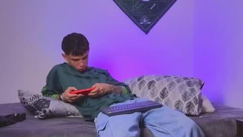 Snapshot of samevansx chatting on October 2, 2025, 11:34 pm samevansx online show from October 2, 2025, 11:34 pm