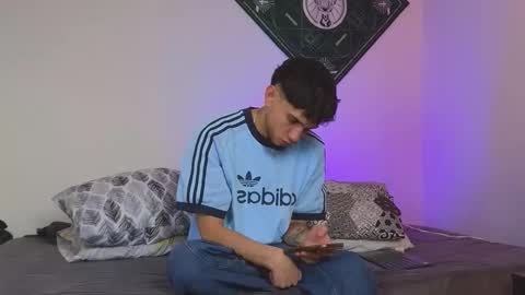 Snapshot of samevansx chatting on October 9, 2025, 1:42 pm samevansx online show from October 9, 2025, 1:42 pm