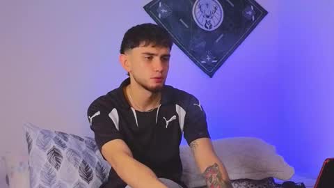 Snapshot of samevansx chatting on October 25, 2025, 2:46 pm samevansx online show from October 25, 2025, 2:46 pm