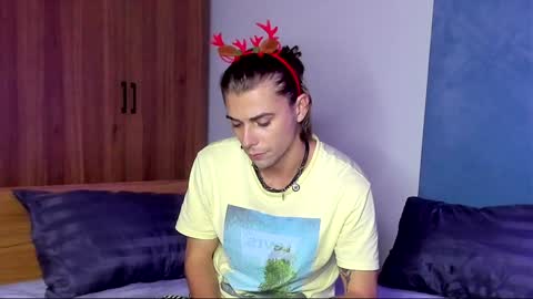 Snapshot of samgorgeous chatting on January 4, 2025, 4:00 pm Fansly - Top4fans online show from January 4, 2025, 4:00 pm