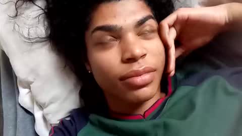 samigelalcangel online show from December 17, 2025, 12:33 pm