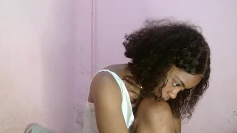 samina2255 online show from September 29, 2025, 8:46 pm