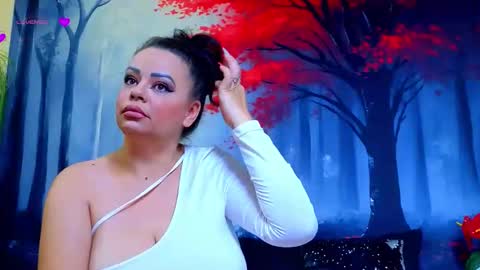 Snapshot of samiraevans chatting on November 2, 2025, 10:45 pm online show from November 2, 2025, 10:45 pm