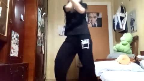 Mira online show from December 18, 2025, 4:13 pm