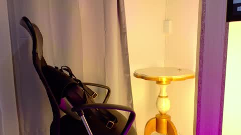 Snapshot of samirths_1boy chatting on January 12, 2026, 8:25 pm samirths_1boy online show from January 12, 2026, 8:25 pm