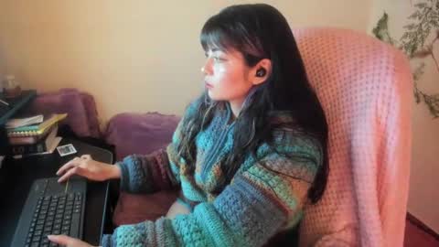 Snapshot of sammysammy_ chatting on October 7, 2025, 2:42 am online show from October 7, 2025, 2:42 am