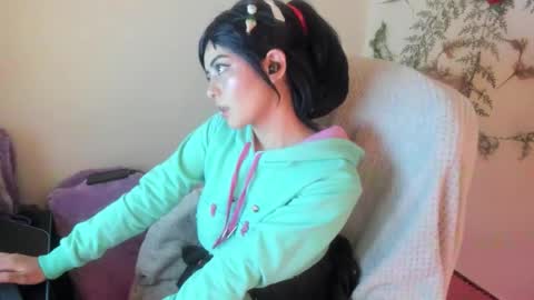 Snapshot of sammysammy_ chatting on November 2, 2025, 2:47 am online show from November 2, 2025, 2:47 am