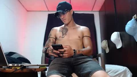 sammy model independiente online show from April 24, 2026, 12:57 am