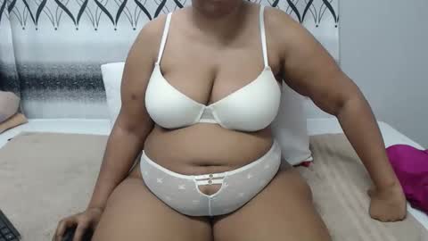 Snapshot of sammyxxx393 chatting on February 3, 2026, 4:21 am sammyxxx393 online show from February 3, 2026, 4:21 am