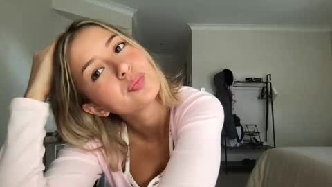 Sammy online show from May 11, 2026, 12:27 am