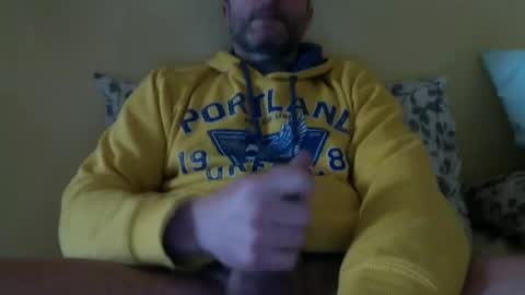 Snapshot of samuel802984 chatting on January 15, 2025, 9:24 am Samuel online show from January 15, 2025, 9:24 am