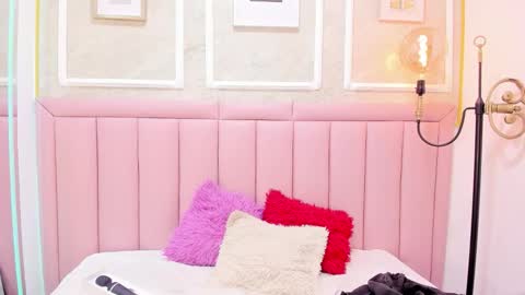 Snapshot of samy_joons chatting on November 15, 2025, 12:45 pm Sammy online show from November 15, 2025, 12:45 pm