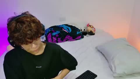 Sammy online show from July 12, 2026, 5:53 am