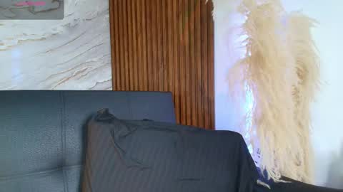 SAMY GREY... online show from March 18, 2026, 3:20 am