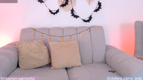 Snapshot of samyortiz_ chatting on October 29, 2025, 2:19 pm Samy and Juan online show from October 29, 2025, 2:19 pm