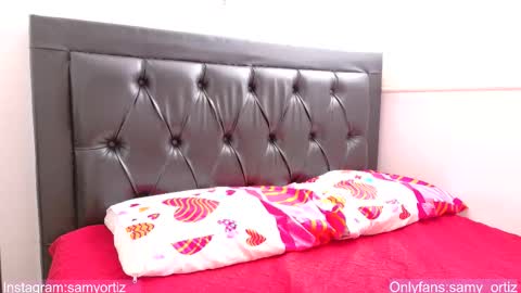 Snapshot of samyortiz_ chatting on November 12, 2025, 2:28 pm Samy and Juan online show from November 12, 2025, 2:28 pm