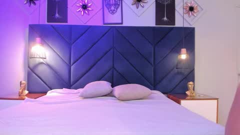 Samy  online show from October 18, 2025, 11:11 am