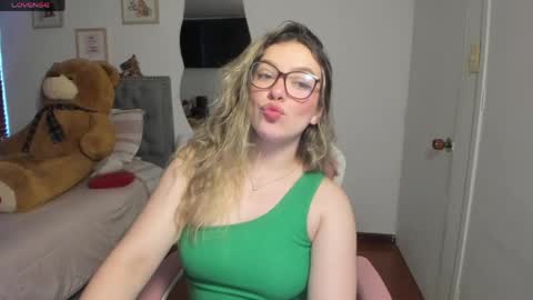 Snapshot of samysweet_8 chatting on May 19, 2026, 10:05 pm Samanta online show from May 19, 2026, 10:05 pm