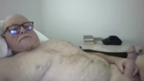 sanager40 online show from February 1, 2026, 2:04 pm