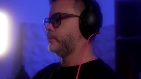 Sanders online show from October 15, 2025, 3:06 am