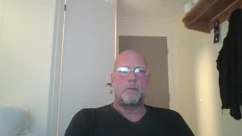 Snapshot of sandnesrune523 chatting on October 19, 2025, 11:11 am sandnesrune523 online show from October 19, 2025, 11:11 am