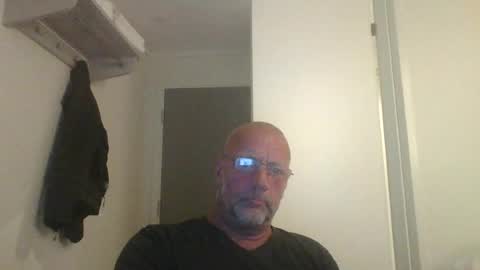 sandnesrune523 online show from June 16, 2026, 5:59 pm