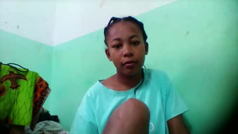 sandra1253099 online show from November 11, 2025, 6:13 am