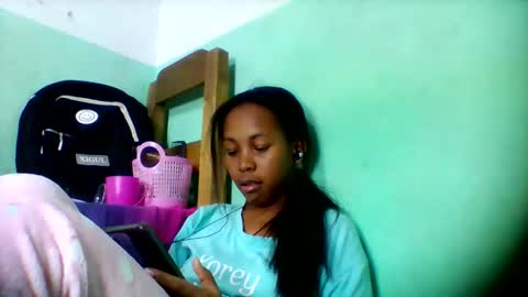 sandra1253099 online show from June 8, 2026, 5:02 pm