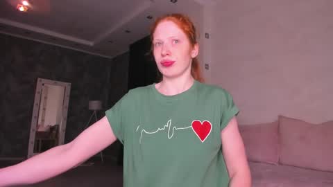 Sandra online show from April 13, 2026, 1:22 am