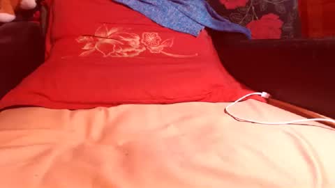 Sandra online show from November 28, 2025, 7:05 pm