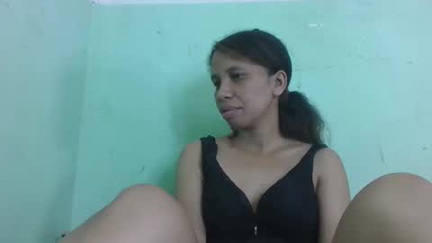 sandrinah788632 online show from May 16, 2026, 6:43 am
