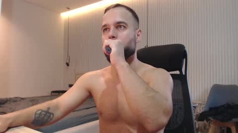 DeAlex online show from November 19, 2025, 6:57 am