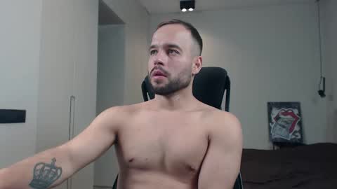 DeAlex online show from December 14, 2025, 5:07 pm