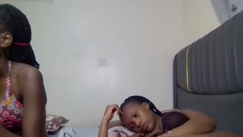 sandy online show from September 10, 2025, 12:38 pm