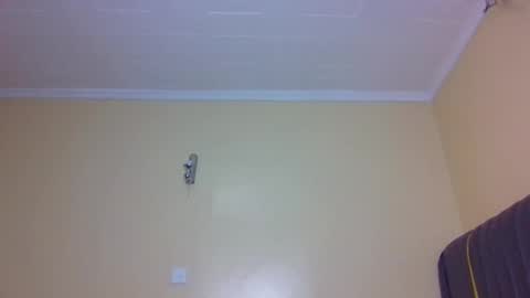 sandy online show from October 21, 2025, 2:12 am