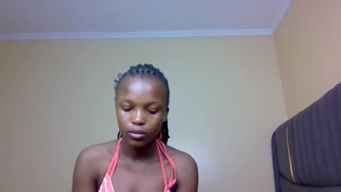 sandy online show from November 8, 2025, 12:22 am