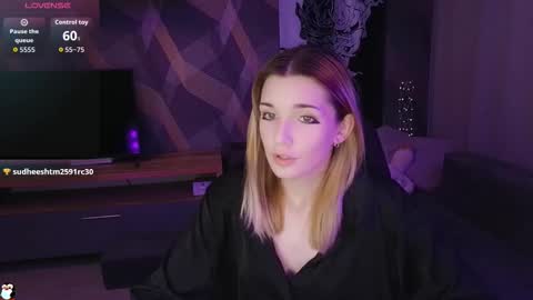 sandy_belle88 online show from September 10, 2025, 6:52 pm