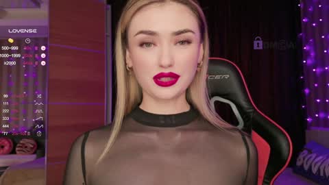 Snapshot of sandysweetie chatting on February 7, 2025, 4:16 am Sandy online show from February 7, 2025, 4:16 am
