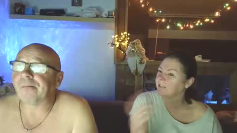 sanroom online show from November 14, 2025, 3:44 pm