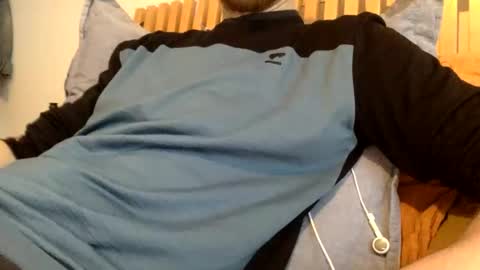 Snapshot of sansha1305 chatting on February 10, 2026, 12:04 am sansha1305 online show from February 10, 2026, 12:04 am