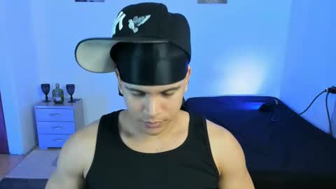 Snapshot of sant_wahlberg chatting on July 3, 2026, 5:36 am Sant online show from July 3, 2026, 5:36 am