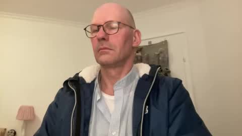 santaclausonice online show from October 27, 2025, 10:36 pm